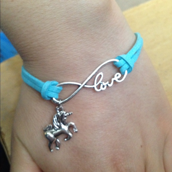 Unicorn Love  Bracelet - Picture 2 of 3